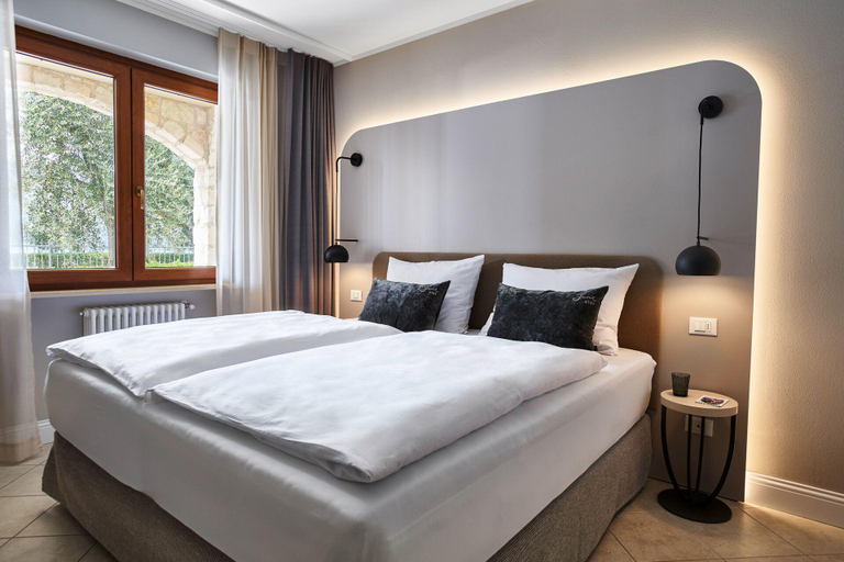 Bedroom 3, June Stay Lake Garda, Verona