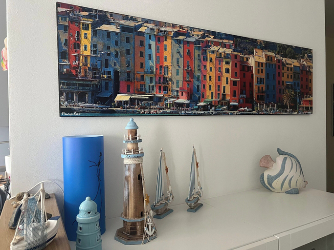 Interior detail 4, Seaside Escape With Balcony Views, La Spezia