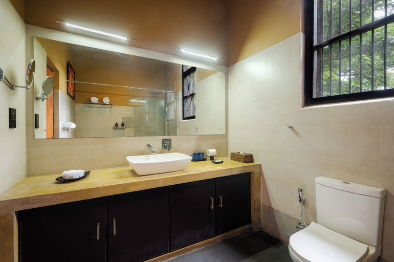 Bathroom 4, Arika Villa, Dambulla
