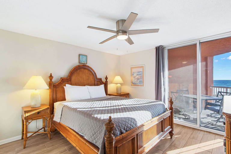 Room 2, Gulf View 2 Bed Beaches Pool Dining and Fun, Baldwin