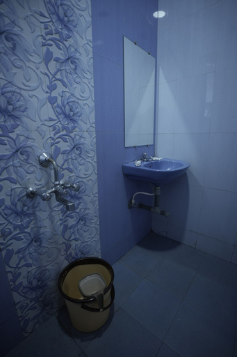 Bathroom 2, Beachouse Beachfront Cottages and Suites, North Goa