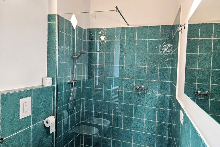 Bathroom 5, Manor in Marche Near Adriatic Beaches, Ancona