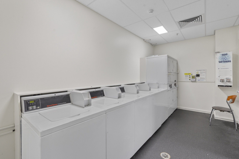 Bathroom 2, Central Studio in Kangaroo Point, Brisbane