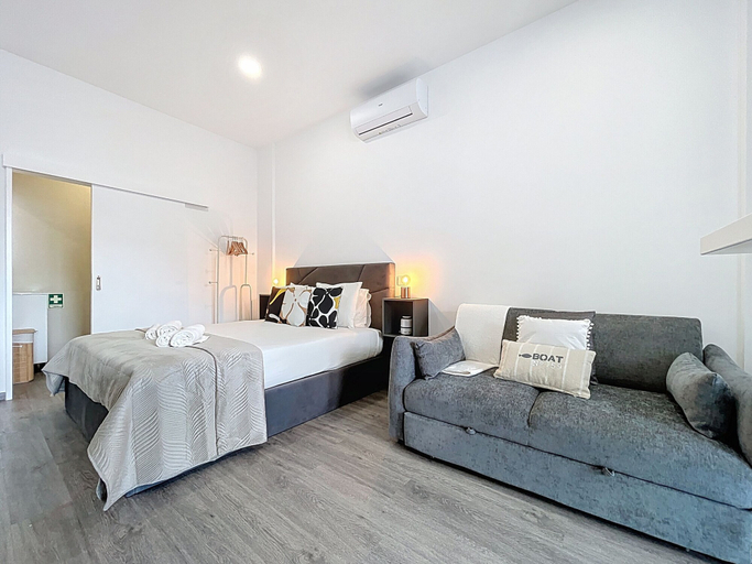 Room 2, Santa Cruz Studio 1 by Atlantic Holiday, Santa Cruz