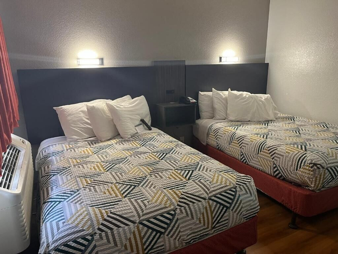 Room 4, Studio 6 – Grants, Nm, Cibola