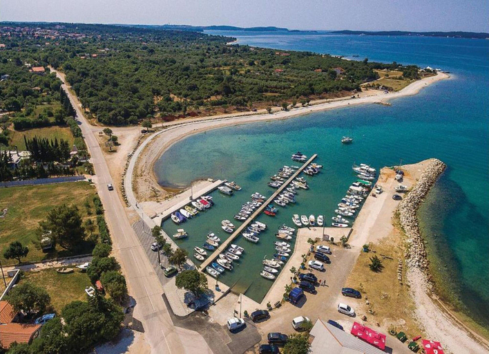 View from property 4, Apartment, 100m From the Beach, Vodnjan