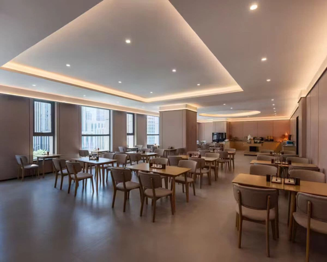 Dining, tianjinquanjigaoduanfuwugongyu, Tianjin
