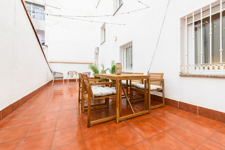 Room 4, M Mal71a Moderno Piso de 2 Dormitorios con Terra, Madrid