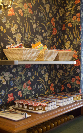 Food & Drinks 5, Hotel du Cheval Rouge, Yvelines