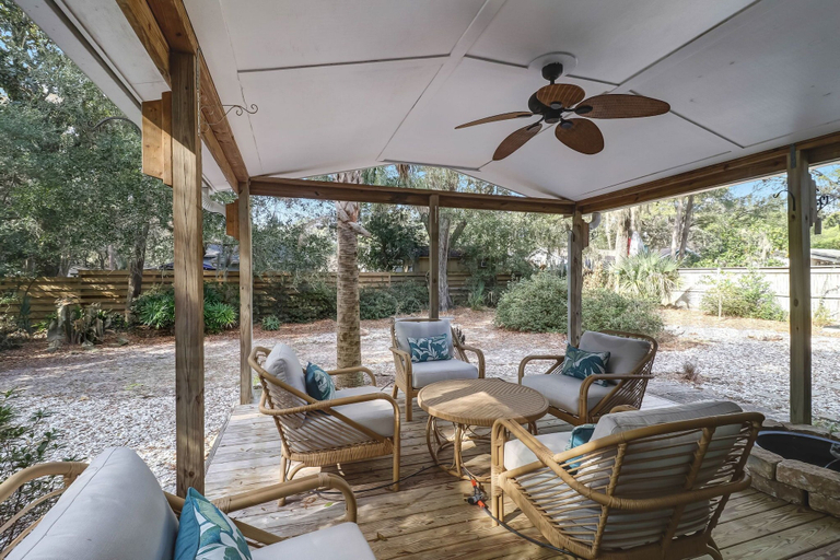 Others 5, 223 Lighthouse Circle, Nassau