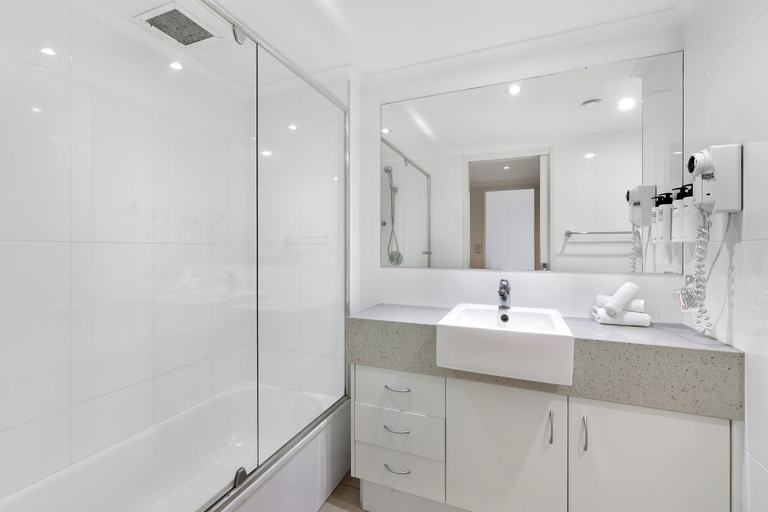Bathroom 5, ULTIQA Points North, Gold Coast