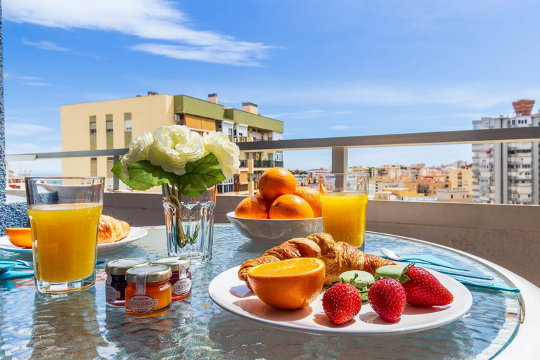 Outdoor dining 1, Apartment in Torremolinos Near Beaches, Málaga