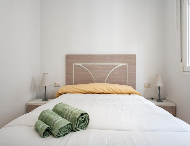 Room 1, Faro's Apartment in Los Boliches for 4, Málaga