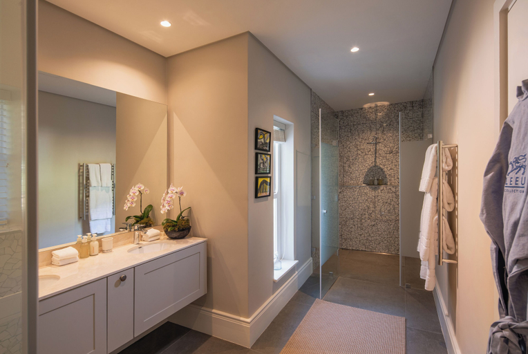 Bathroom 5, Leeu Estates, Cape Winelands