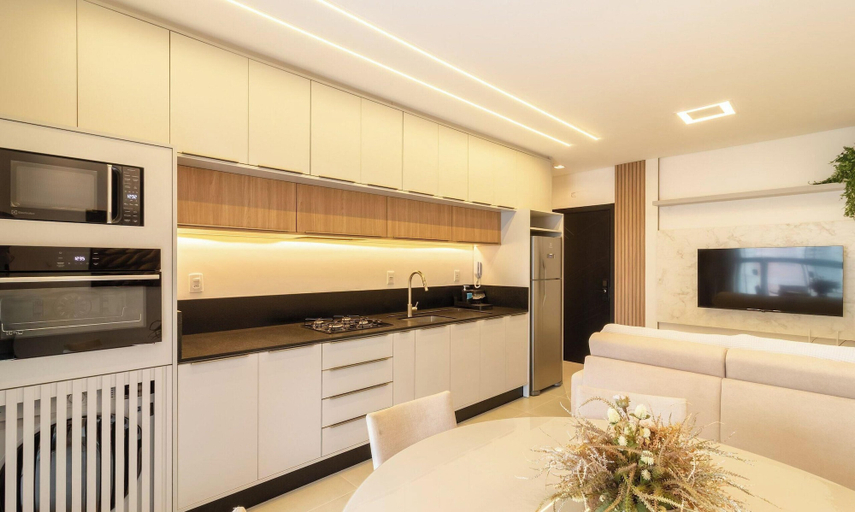Private kitchen 3, Apto c\/ Varanda Gourmet próximo ao Mar OZN1004, Itapema
