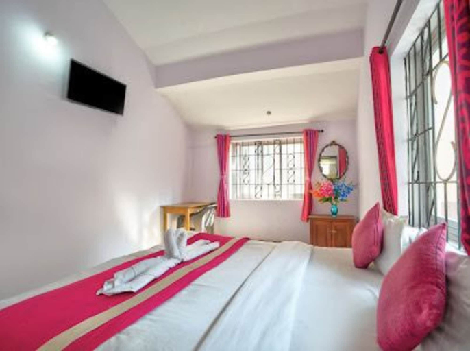 Room 2, Delma's Guest House, North Goa