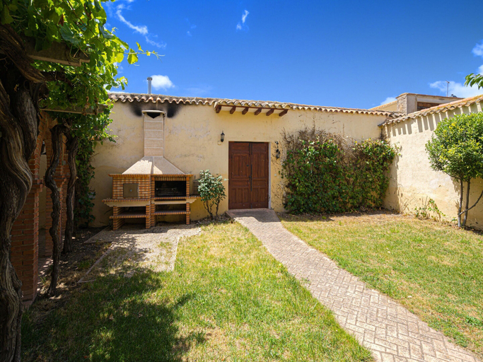 Exterior 4, 7-bedroom Villa in Pozo Lorente, Albacete