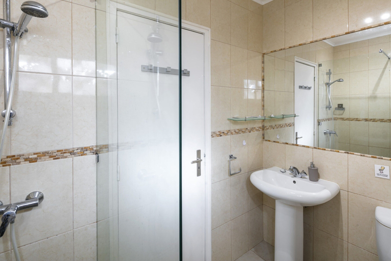 Bathroom 4, Comfortable Villa in Carvoeiro, Algarve, Lagoa