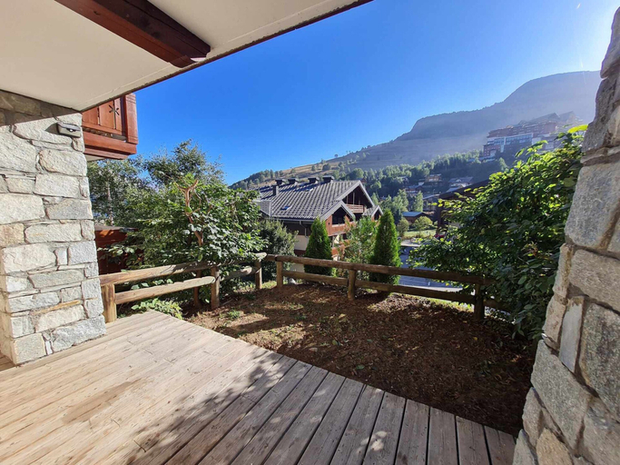 Exterior 2, Apartment With Garden & Terrace, Isère