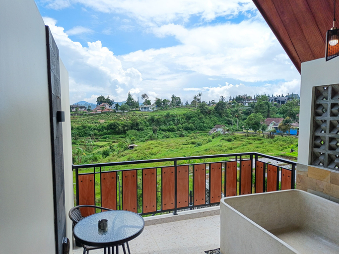 balcony 10