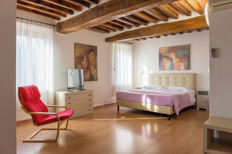 Bedroom 5, TENUTA SANTO STEFANO - HOTEL, Reggio Nell'Emilia