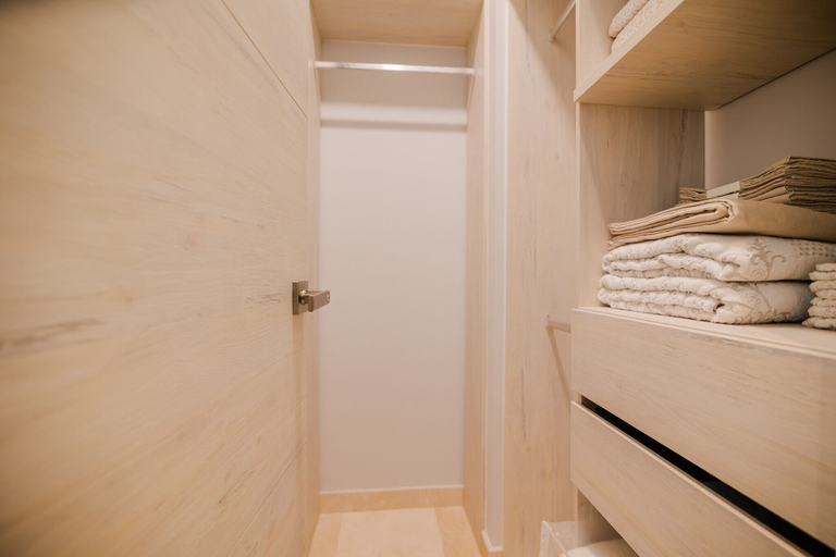 Room 2, Modern apt 2 BR 5 Guests BBQ and Views, Cartagena de Indias