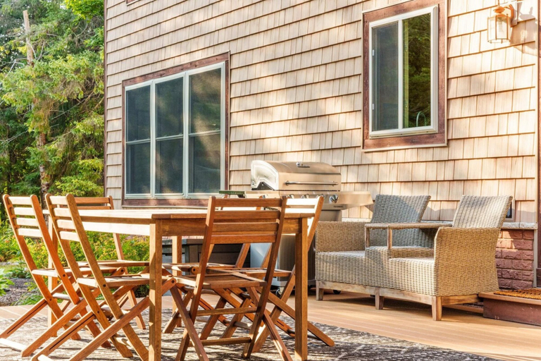 Others 5, Firefly Lodge! Boardman River! Hot Tub! Woodstove!, Grand Traverse