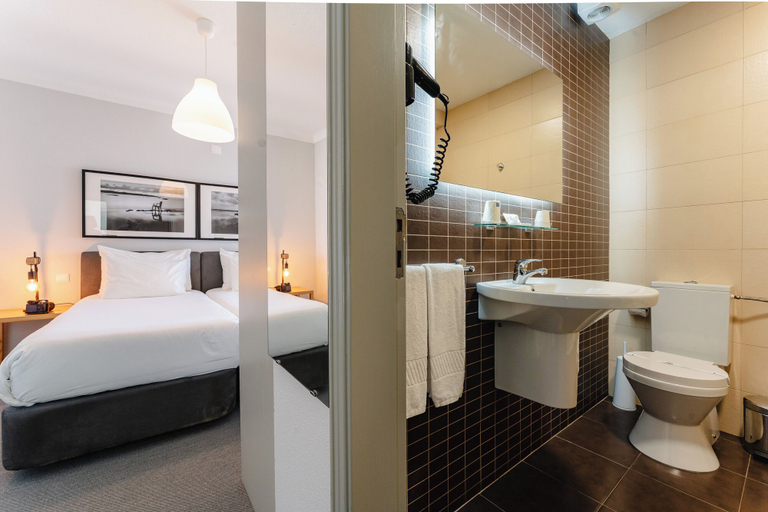 Bedroom 3, Água d'Alma Hotel, Caldas da Rainha