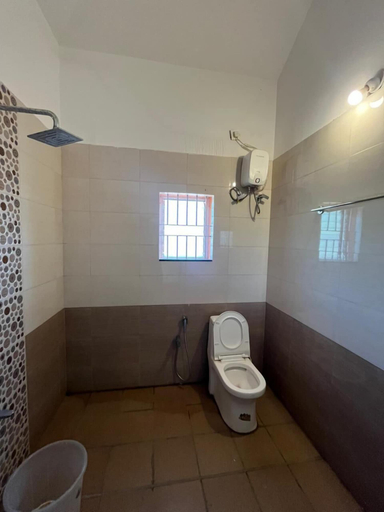 Bathroom 3, Kawari Resort, Uttara Kannada