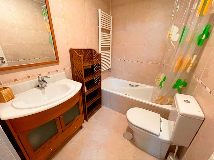 Bathroom 3, Apartamentos Las Margas Sabiñanigo 3000, Huesca