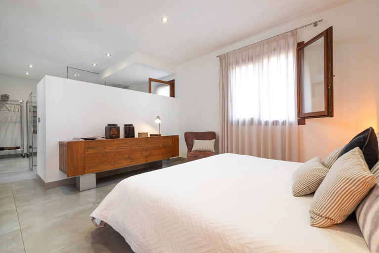 Room 5, Can Vicens - Villa With Private Pool, Baleares