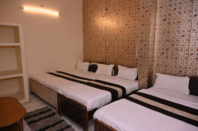 Room 2, Hotel Pavitri I Near Kashi Vishwanath Temple, Varanasi