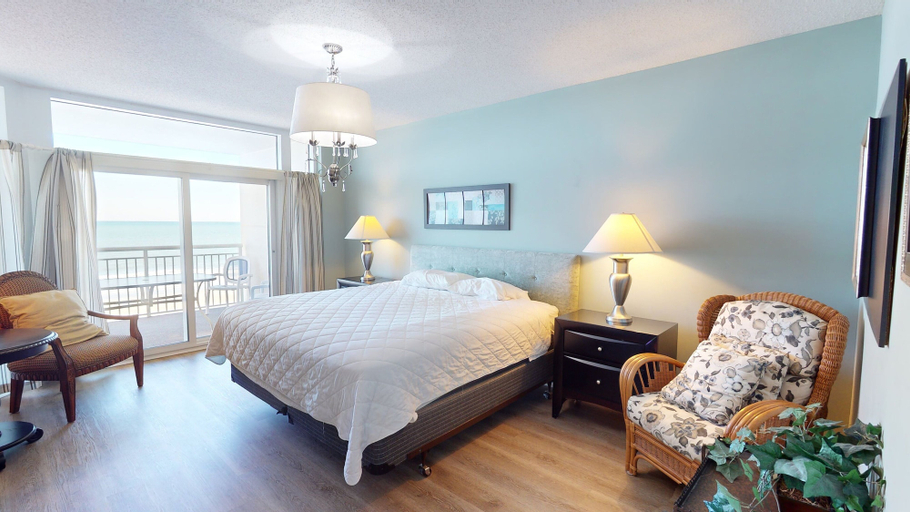 Interior 5, Ocean Blue 401, Georgetown