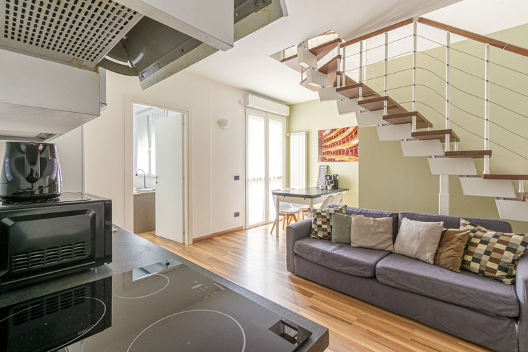 Room 2, Candiani Building - Elegant 2-level Apartment With 3 Bedrooms, Milano