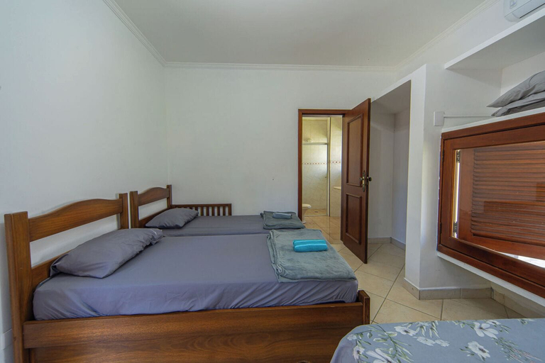 Room 3, Casa c Piscina e Churrasqueira em Condom nio, Guarujá