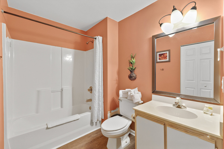 Interior 2, Fairways 26E, Horry