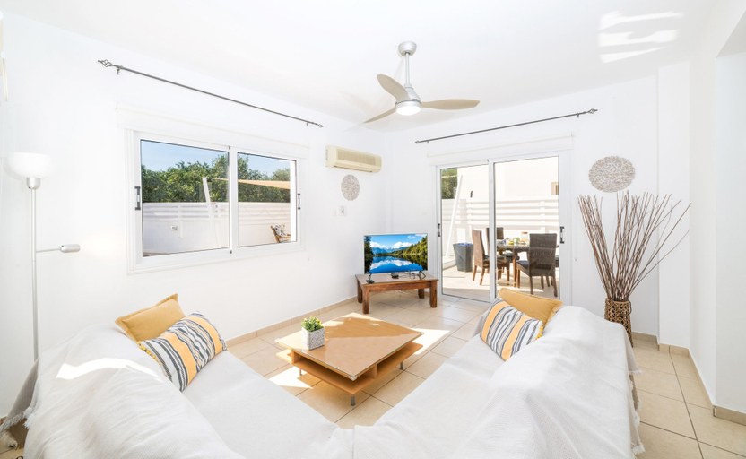 Room 4, Ayia Triada Beach Gardens