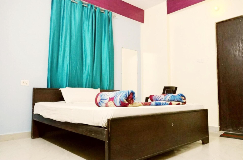 Room 5, Hotel Shivay Guest House Varanasi, Varanasi