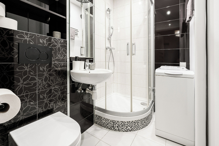 Bathroom 3, Lumina Cozy apartment near the center, Warsaw