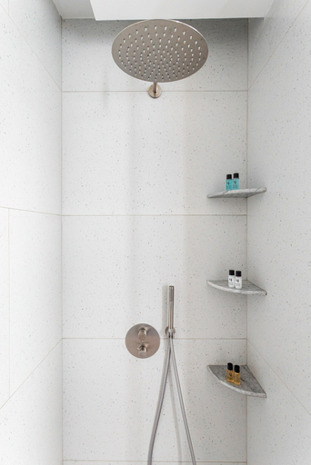 Bathroom 4, Boulevard 129, Tashkent City
