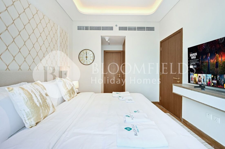Room 4, 221 Bloomfields Grandeur 2BR Azizi Riv, Dubai