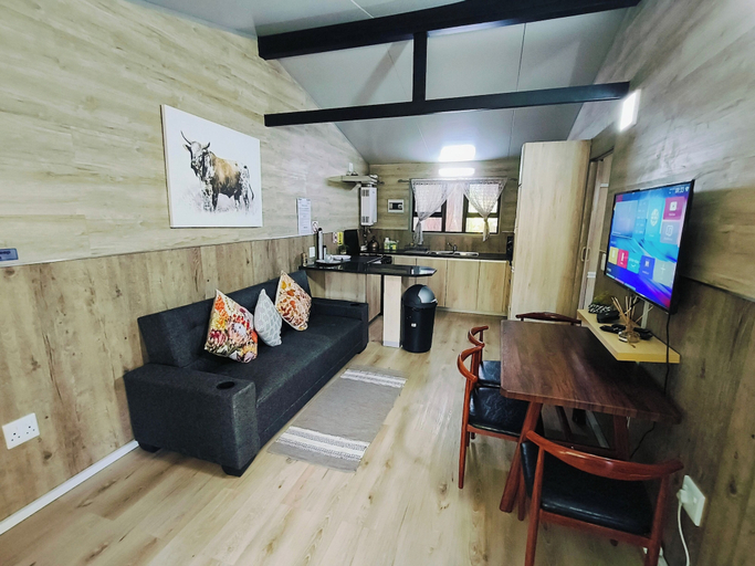 Living area 3, Lost Valley Farm Lodge, Bojanala
