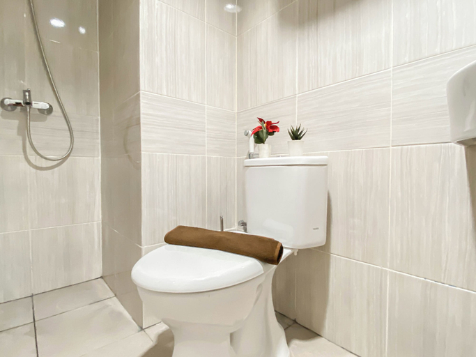 Private kitchen 3, Enjoy Living 2Br At Vasanta Innopark Apartment, Cikarang