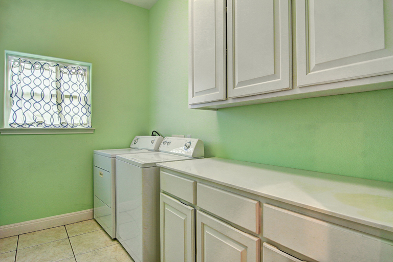 Interior 3, Casa Las Palmas - Boardwalk to the Beach!, Nueces