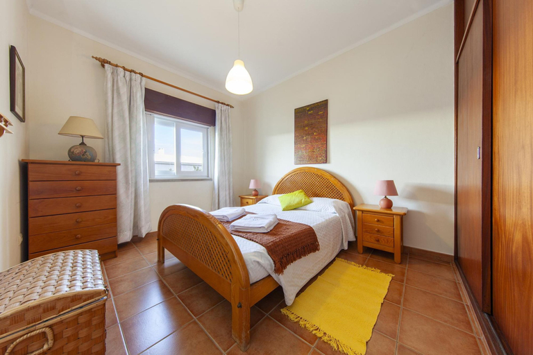 Room 5, B56 - Baluarte Cul de Sac Flat in Lagos, Lagos
