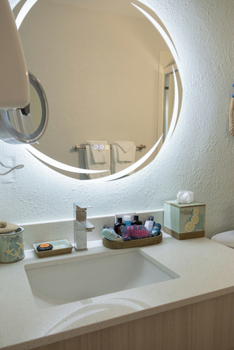 Bathroom 2, Ocean Sands Beach Boutique Inn - Stay At the Beach, Dare
