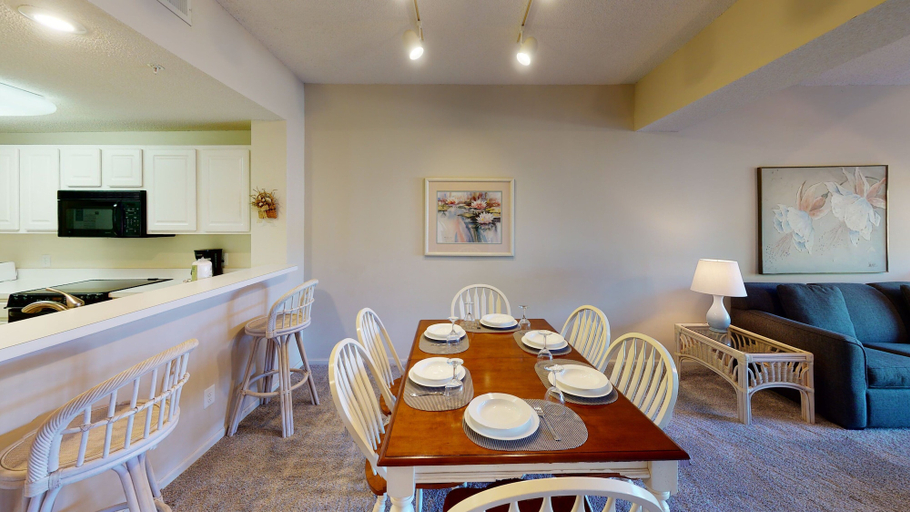 Interior 2, Tidewater - Lighthouse 4113, Horry