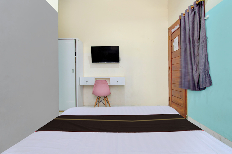 Room 5, OYO 94919 Nay Guesthouse Dan Kost, Sukoharjo