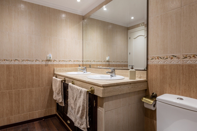 Bathroom 4, Casa Marina - Apartment In Torre Del Mar, Málaga