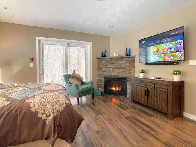 Interior 3, Killington Center 412, Rutland